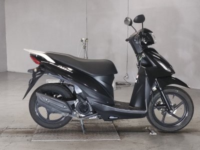 Suzuki ADDRESS V110
