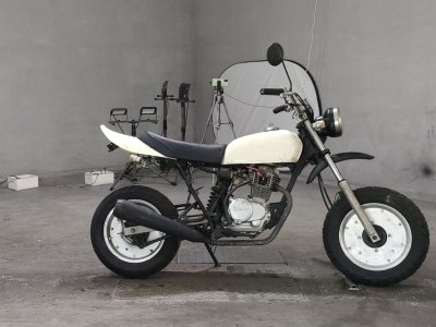 Honda APE50 2001