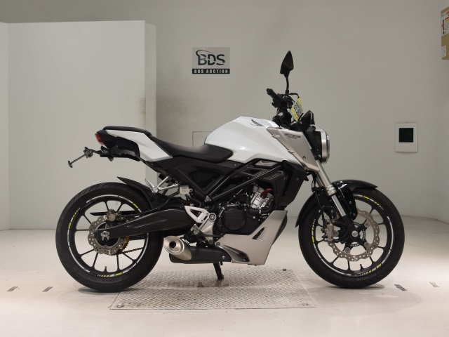 Honda CB125R 2018