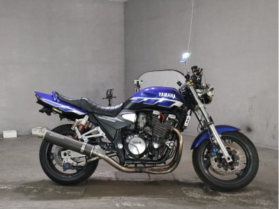 Yamaha XJR1300 2000