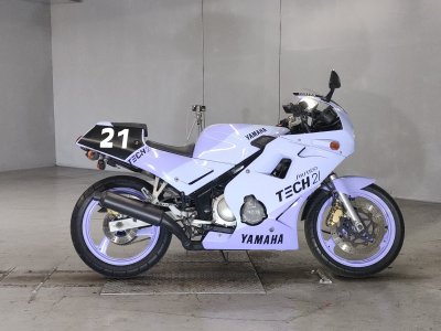 Yamaha FZR250 1987