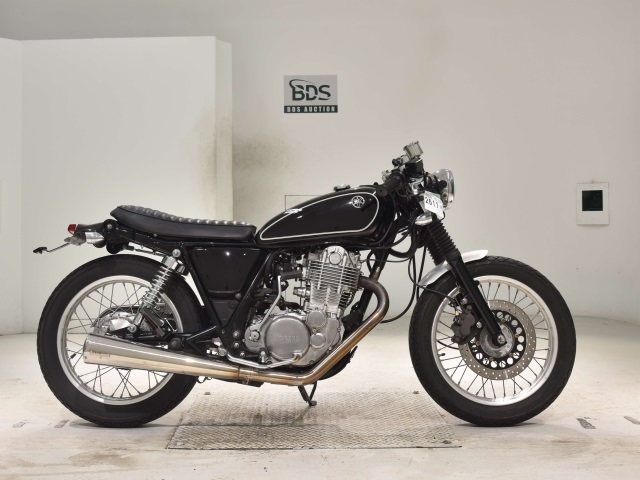 Yamaha SR400 2010