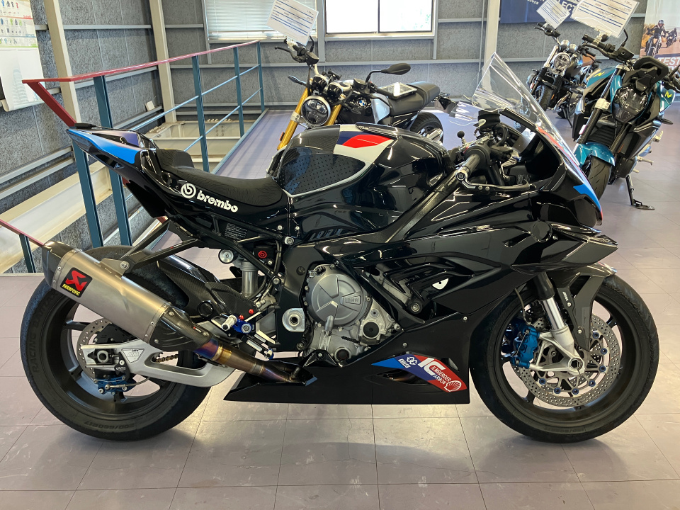 BMW M1000RR 2022