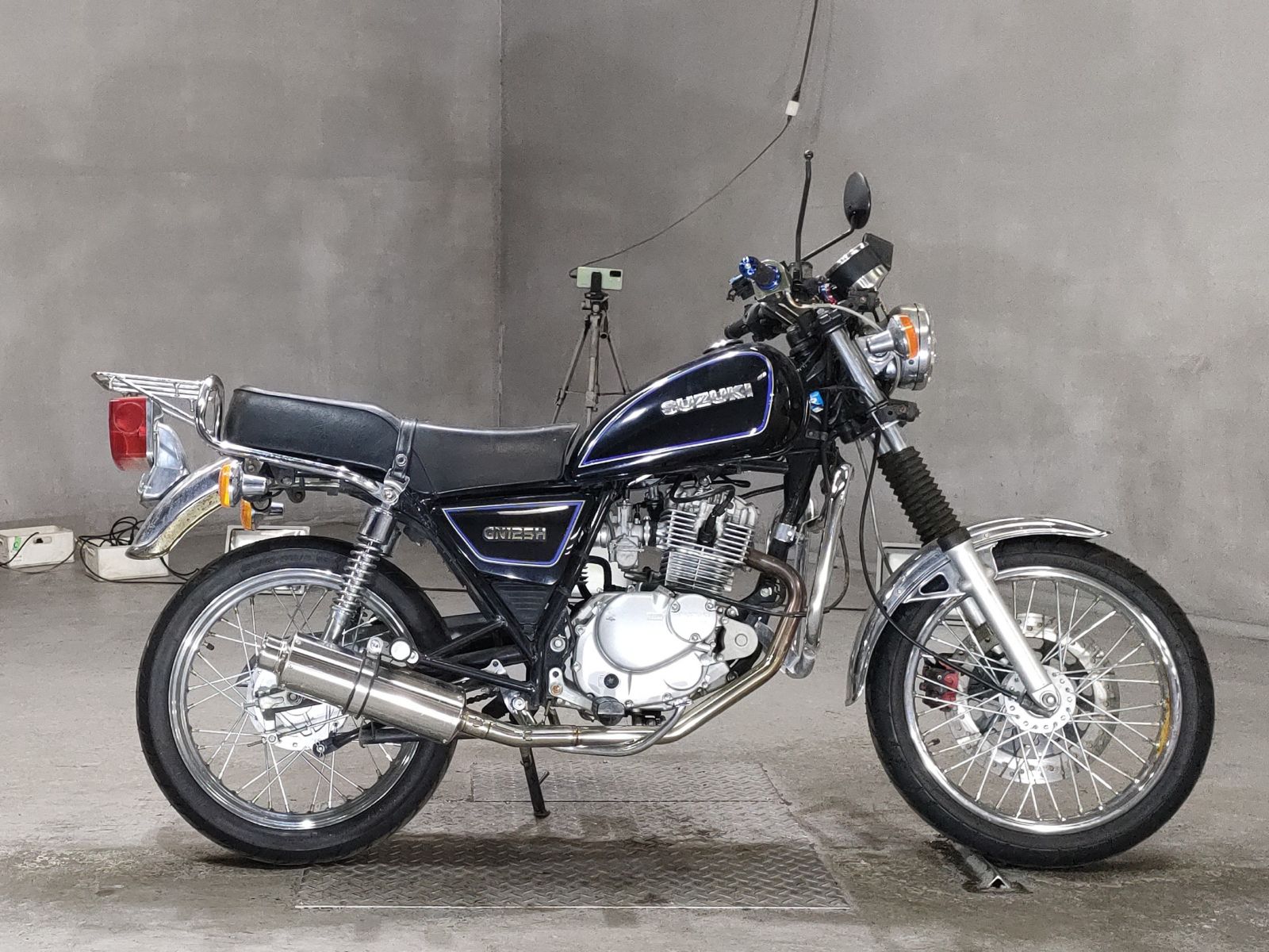 Suzuki GN125H