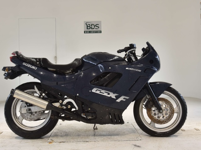Suzuki GSX-F400