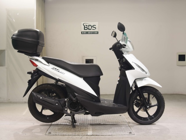 Suzuki ADDRESS V110