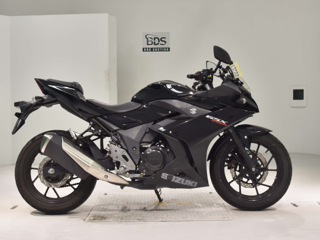 Suzuki GSX250R