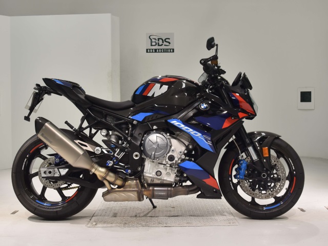 BMW M1000R 2023