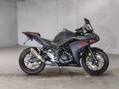 Yamaha YZF-R25 2017