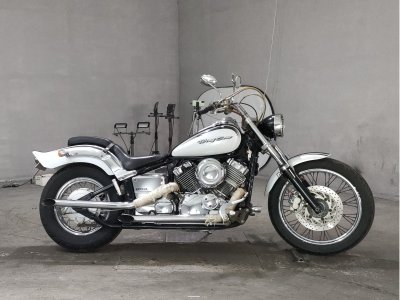 Yamaha DRAGSTAR XVS400 2006