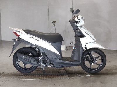 Suzuki ADDRESS V110