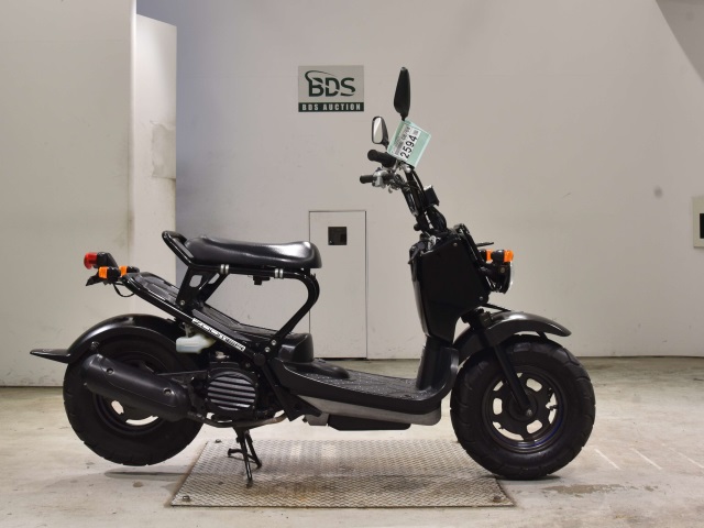 Honda ZOOMER 2004