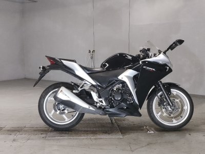 Honda CBR250R 2011