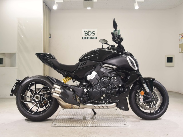 Ducati DIAVEL 2023
