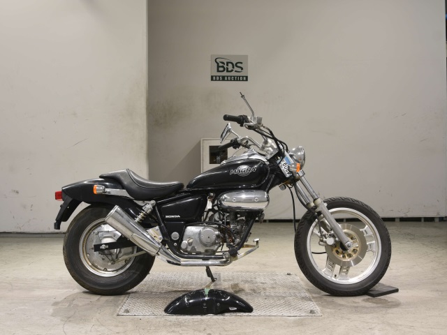 Honda MAGNA50 2001