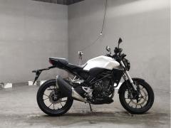 Honda CB250R 2018