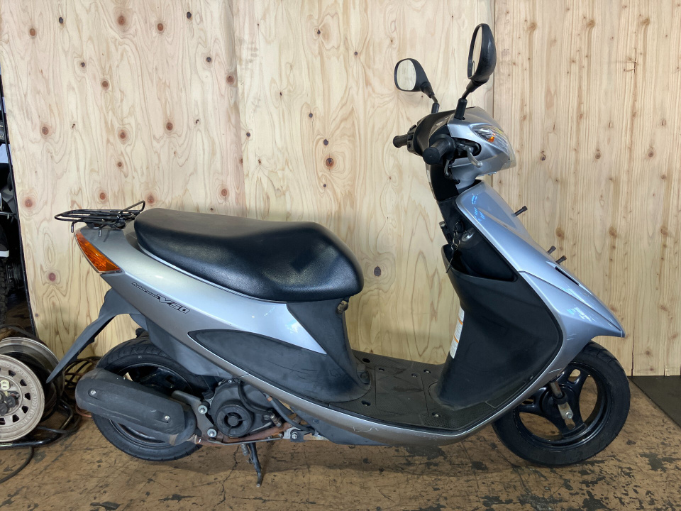 Suzuki ADDRESS V50