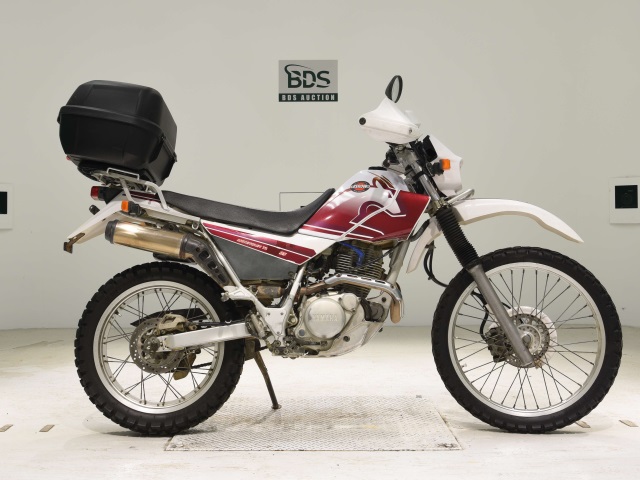 Yamaha SEROW XT225 1998