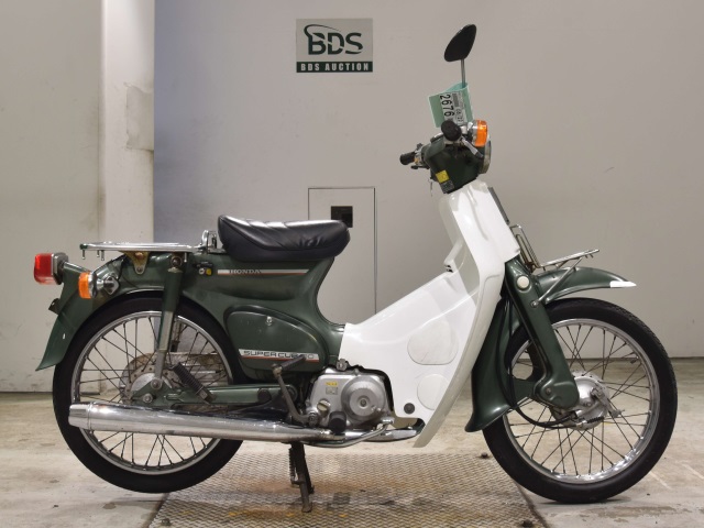 Honda C90 1982