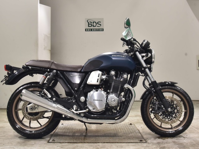 Honda CB1100RS 2022