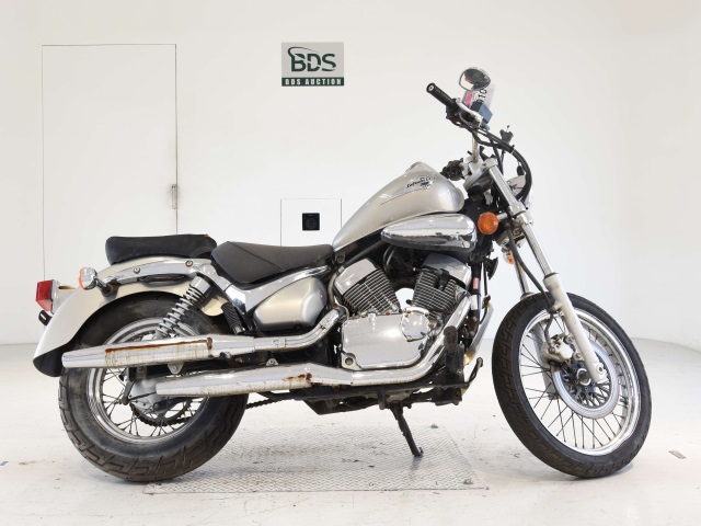 Suzuki INTRUDER 250LC 2004