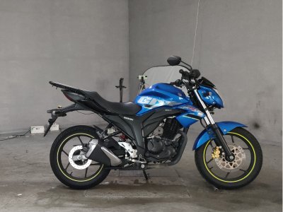 Suzuki GIXXER150