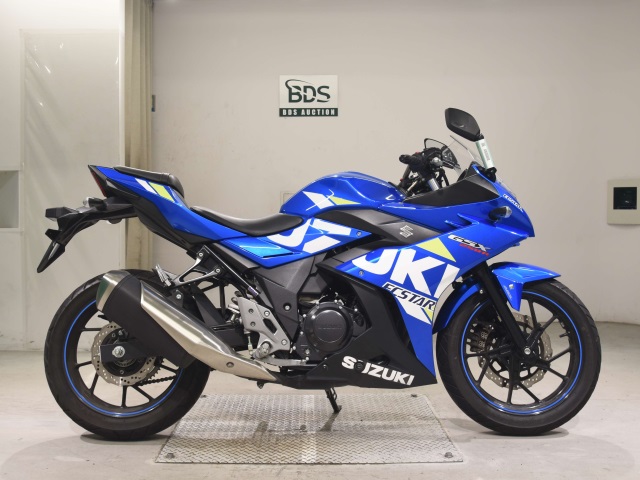 Suzuki GSX250RA
