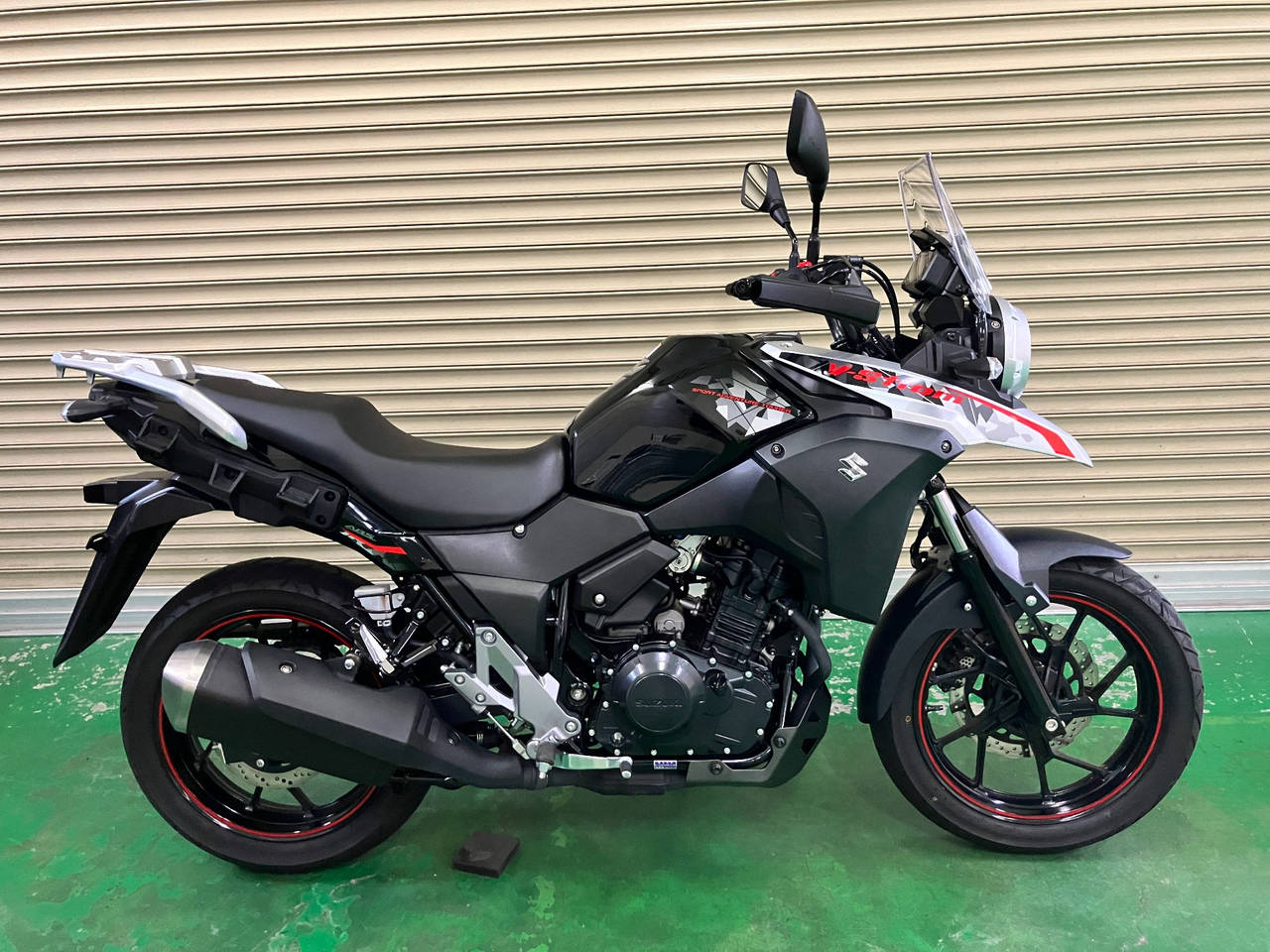 Suzuki V-STROM DL250A