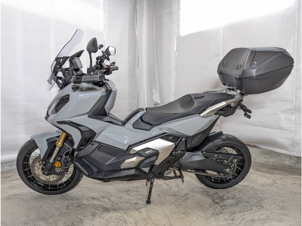 Honda X-ADV750 2023