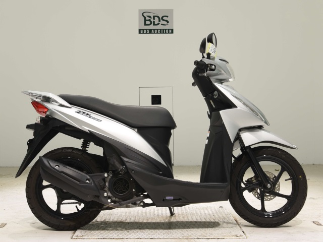 Suzuki ADDRESS V110