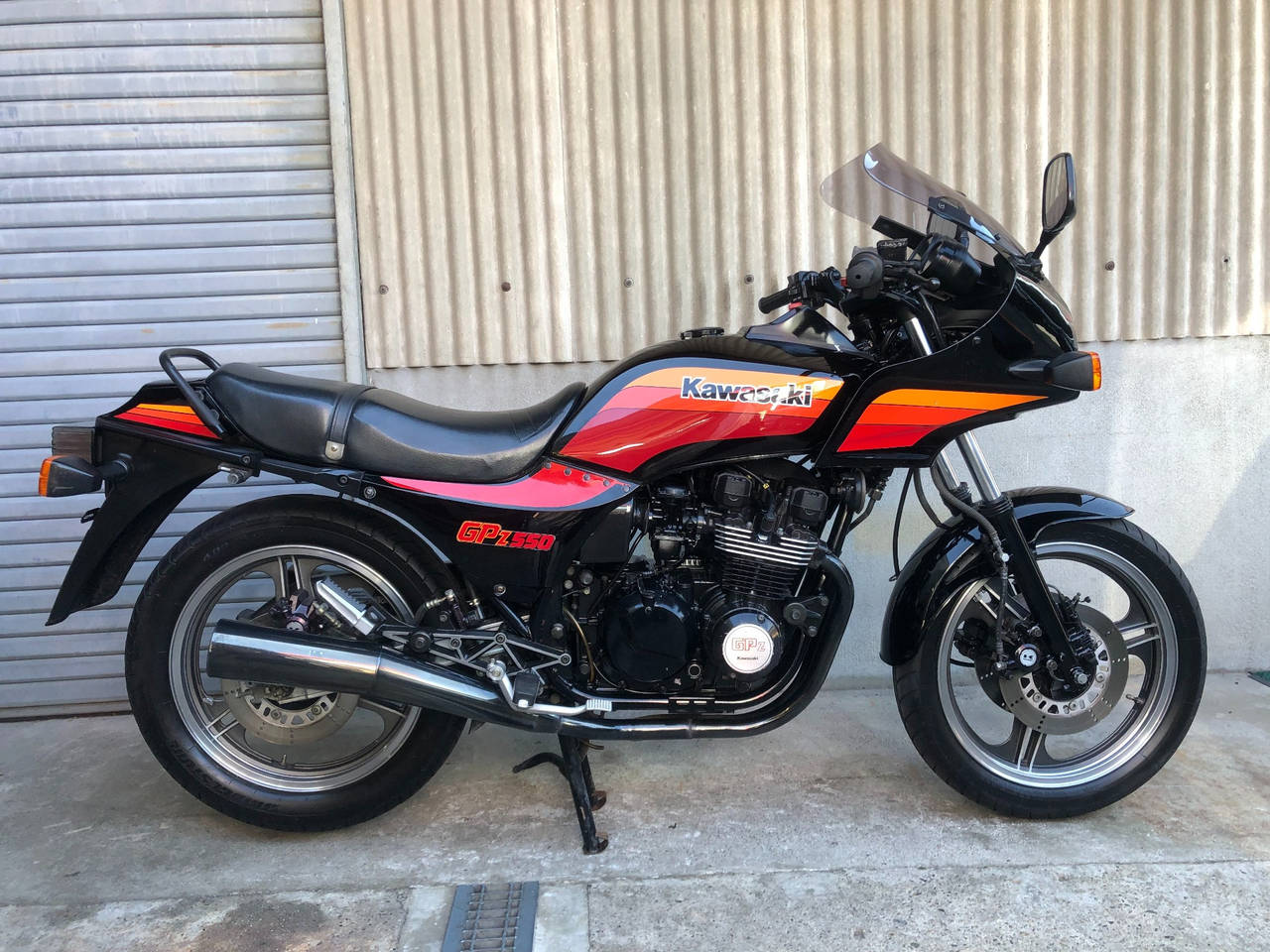 Kawasaki GPZ550 2024