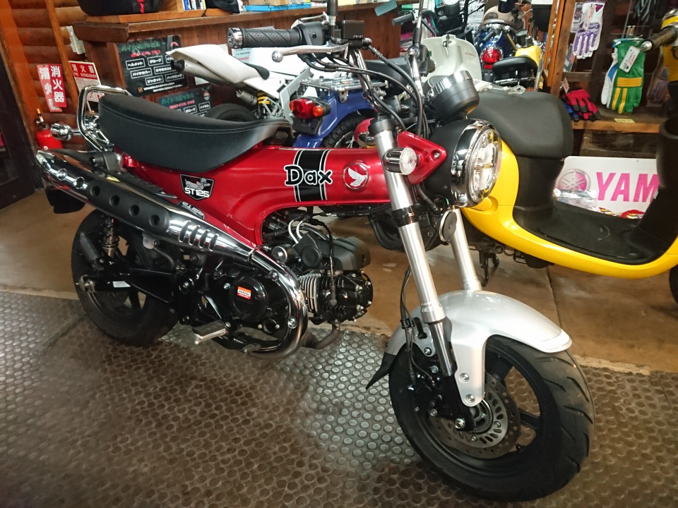Honda DAX125 2022