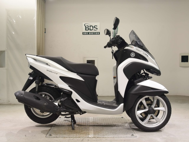 Yamaha TRICITY MW125 2015