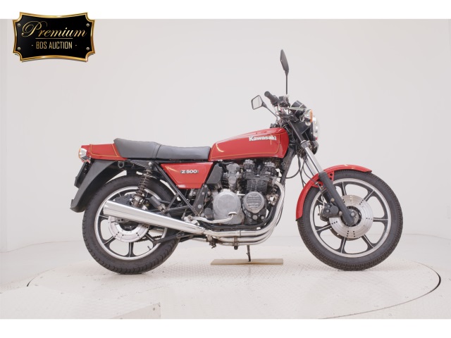 Kawasaki Z500 2025