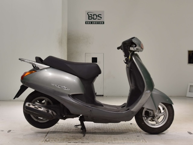 Honda LEAD50 2001