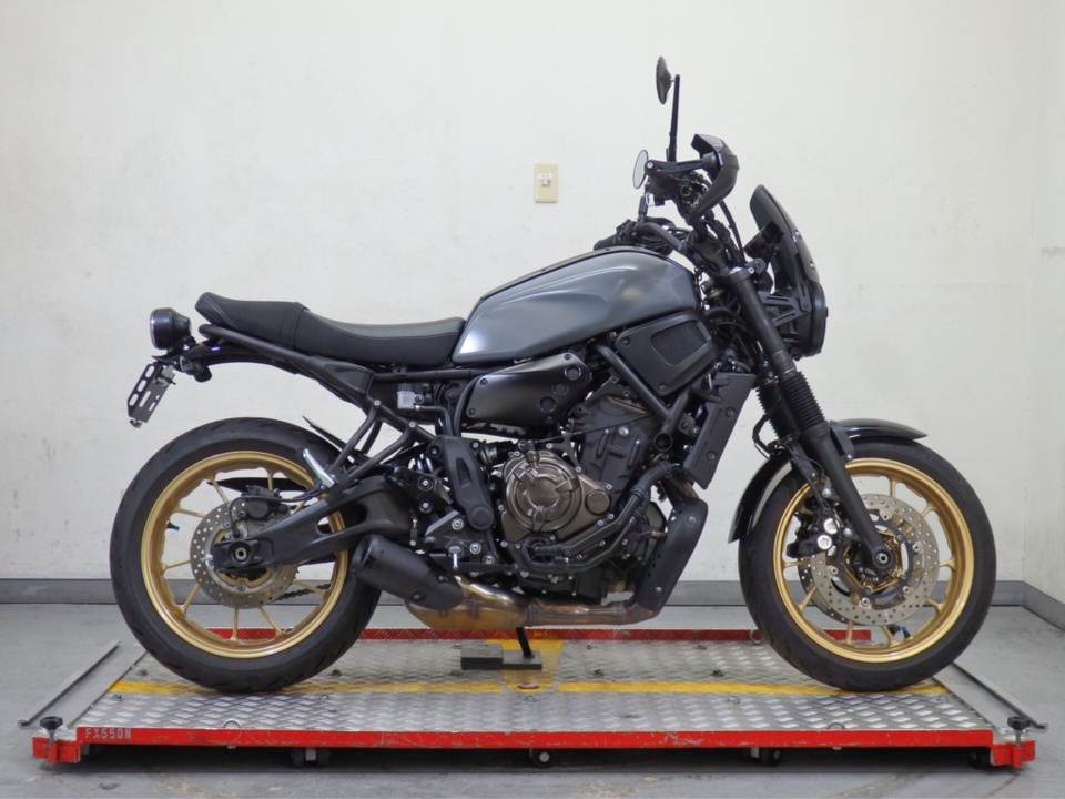 Yamaha XSR700 2022