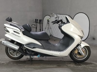 Yamaha MAJESTY 125