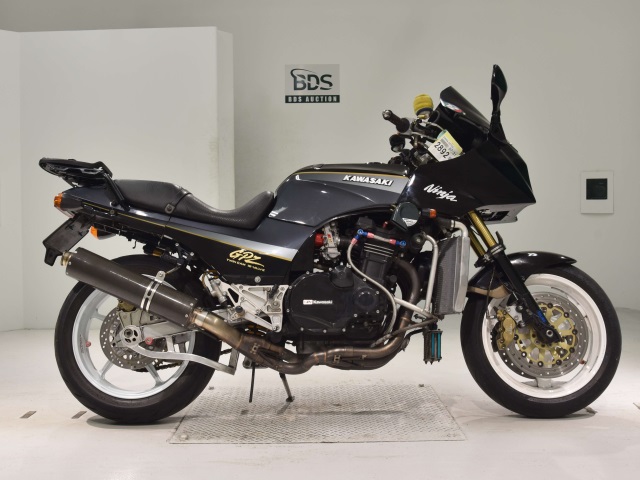 Kawasaki GPZ900R 1991