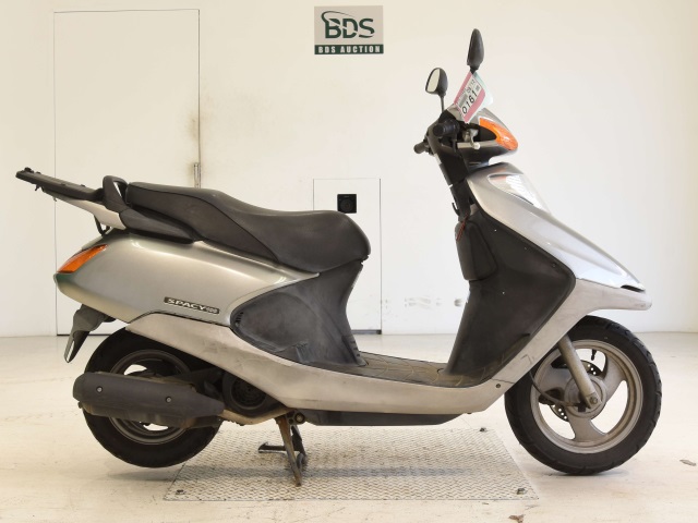 Honda SPACY100 2003