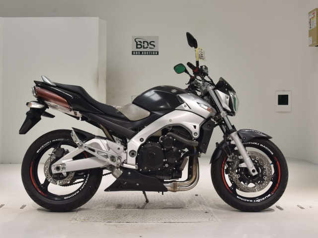 Suzuki GSR400A 2008