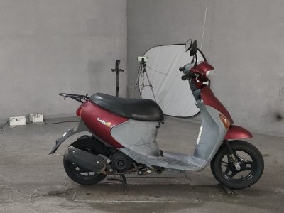 Suzuki LETS4