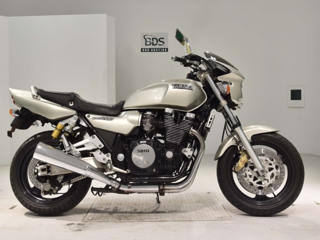 Yamaha XJR1200 1996