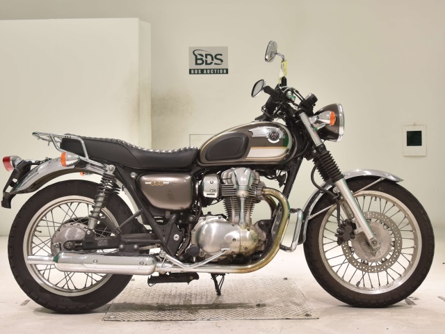 Kawasaki W800 2013