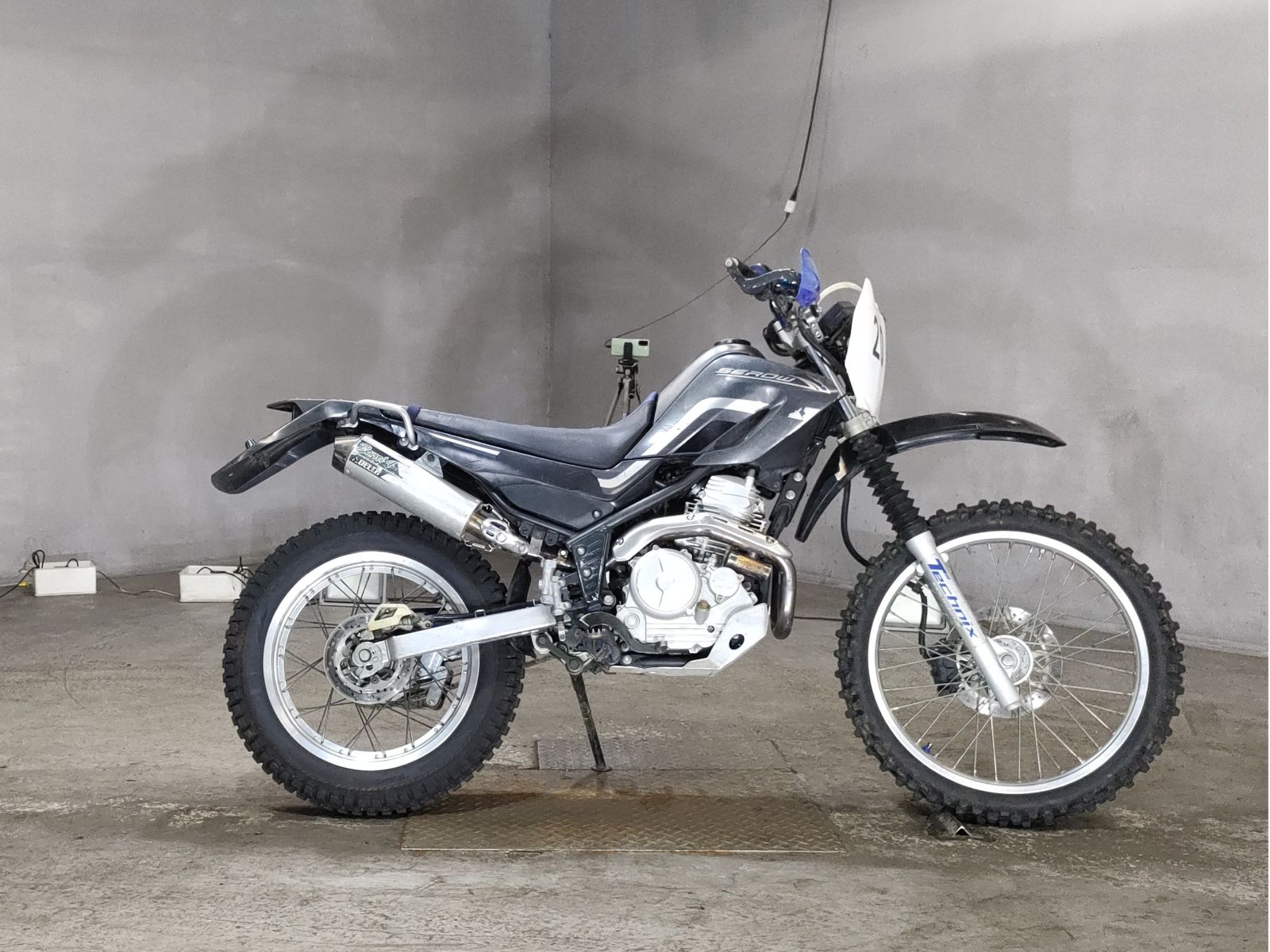 Yamaha SEROW XT250 2005