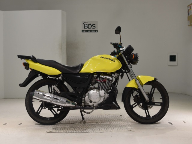 Suzuki EN125-3F 2017