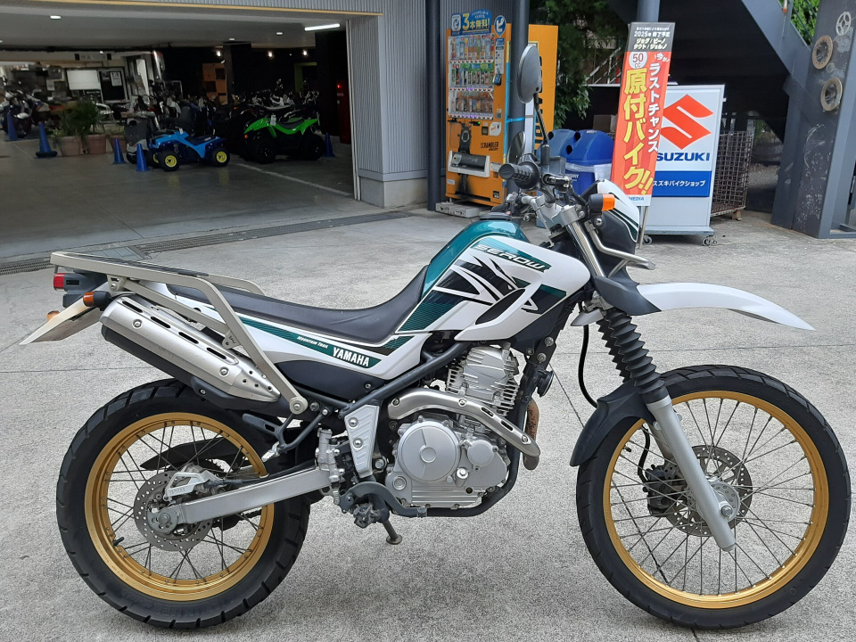 Yamaha SEROW XT250 2017