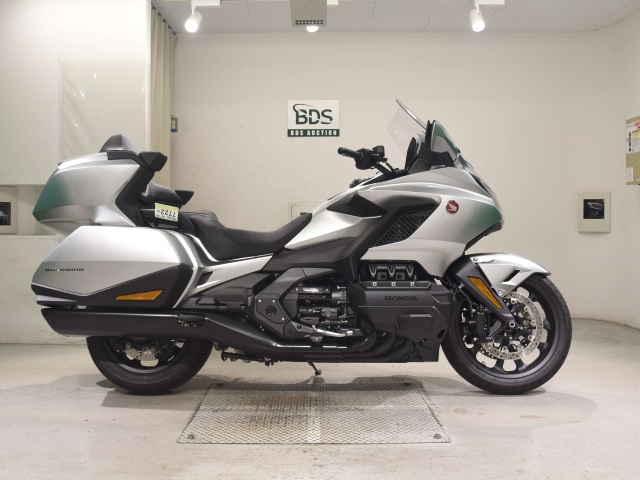 Honda GL1800 TOUR D 2025