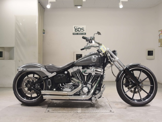 HD BREAKOUT FXSB1580 2013