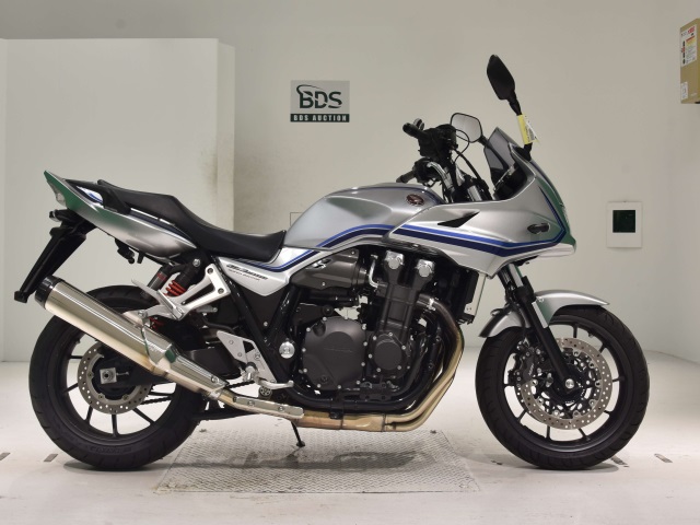 Honda CB1300SF BOLDOR 2023