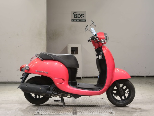 Honda GIORNO 2011